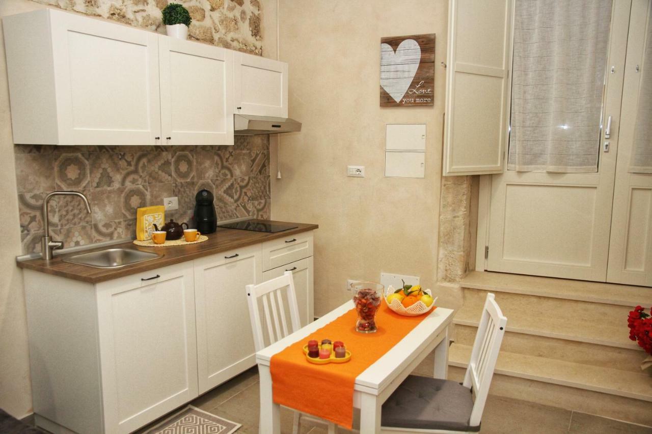 Essentia Rooms- Ortigia Holidays Syracuse Eksteriør bilde